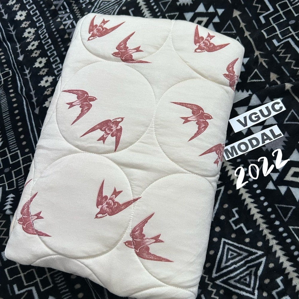 Kate Quinn Quilt “The Woods” Mauve Sparrow